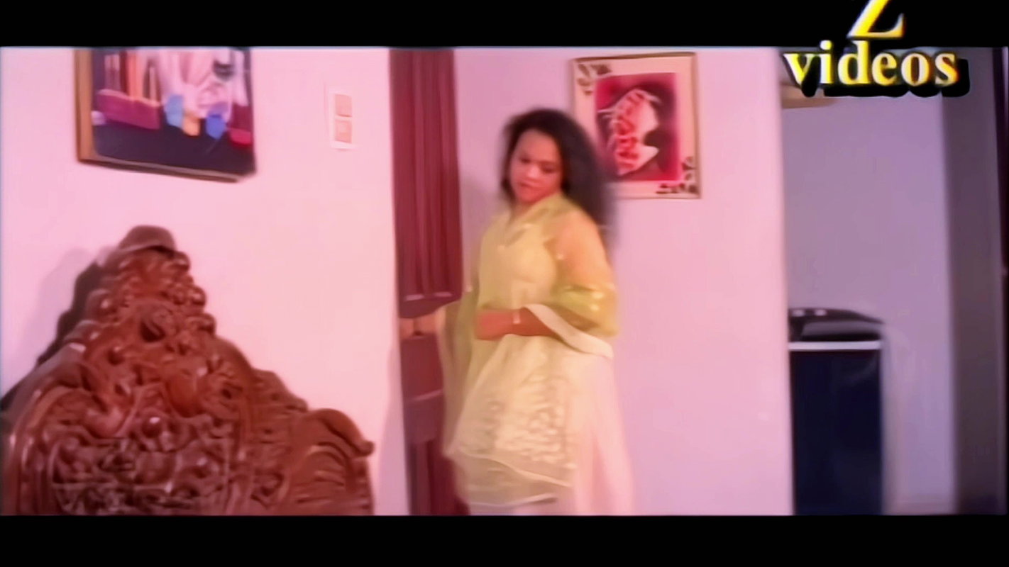 Unknown mallu Nude Boobs photoshoot self boobs pressing in mood 1080P4K 22