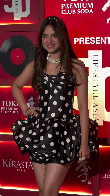 NITANSHI GOEL NAUGHTY DOLL LOOKS IN MINI SKIRT TEASE 22