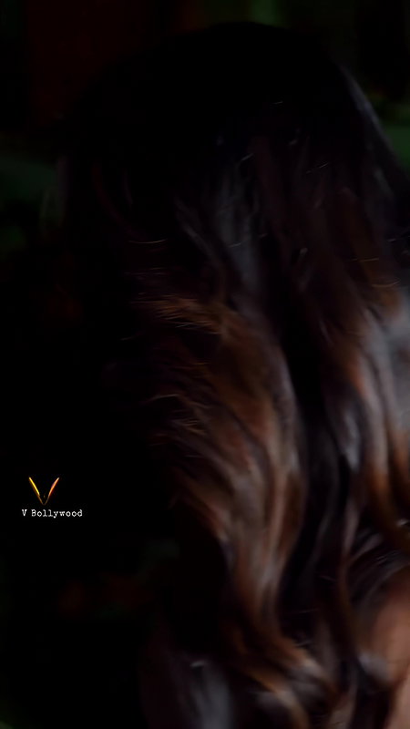 KRITI SHETTY STUNNING BEAUTY FAB LOOKS HQ 22