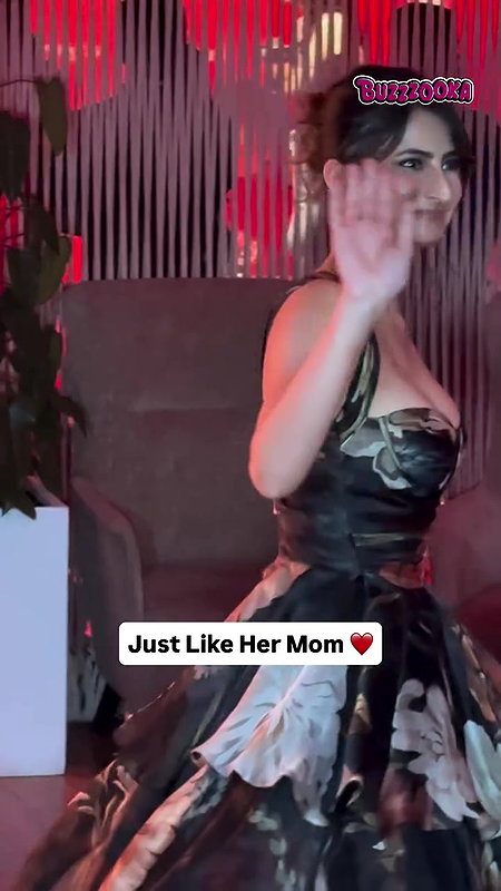 NEPO TEMPTRESS PALAK TIWARI JUICY BOUNCING BOOBS OPEN CLEAVAGE WILD EXPOSE UUFFF 28