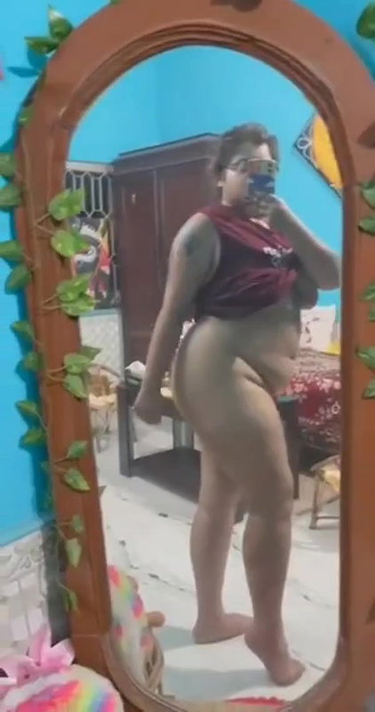 Hot babe giving blowjob to her boyfriend in her bf room 22