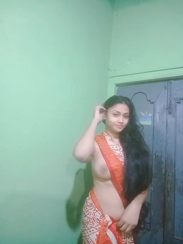 Desi cute village girl showing and fingring 2 videos 22