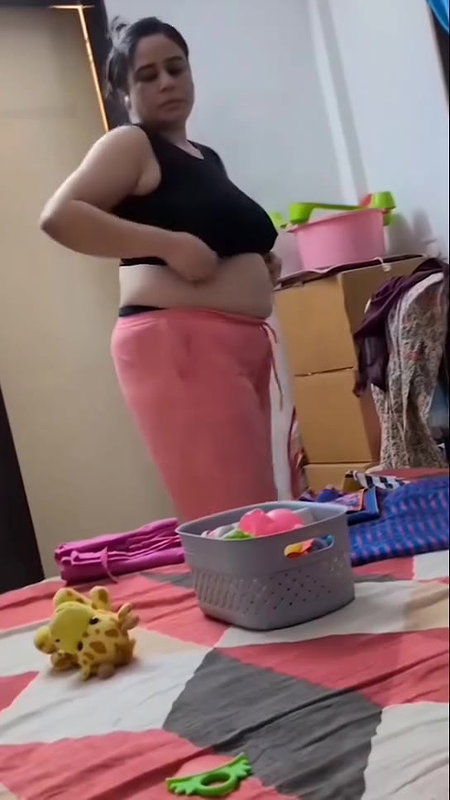 Hot bhabi dress changes in a room recording 22