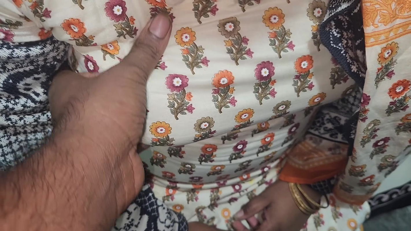 Bangladeshi vabi blowjob to debor