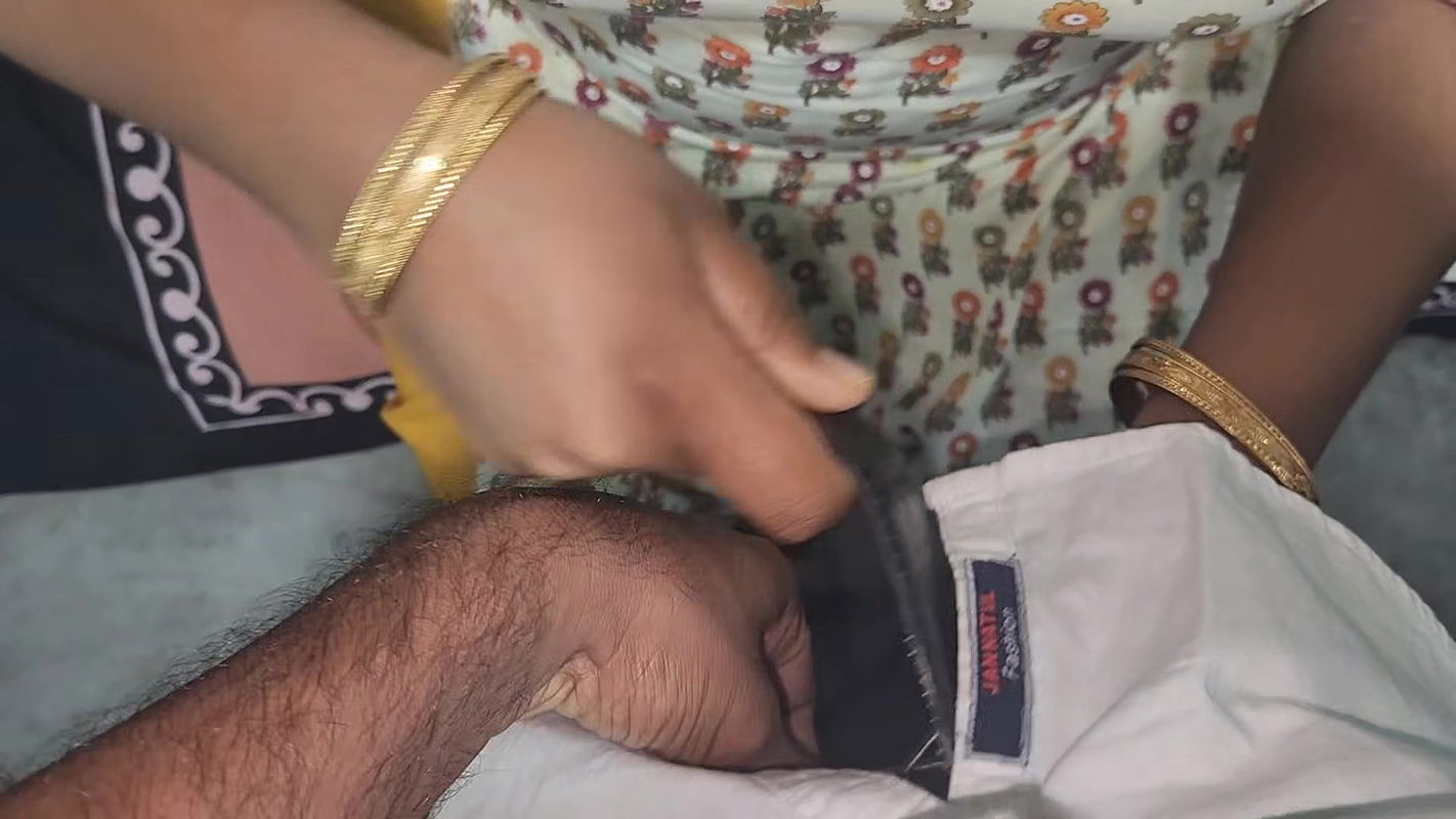 Bangladeshi vabi blowjob to debor