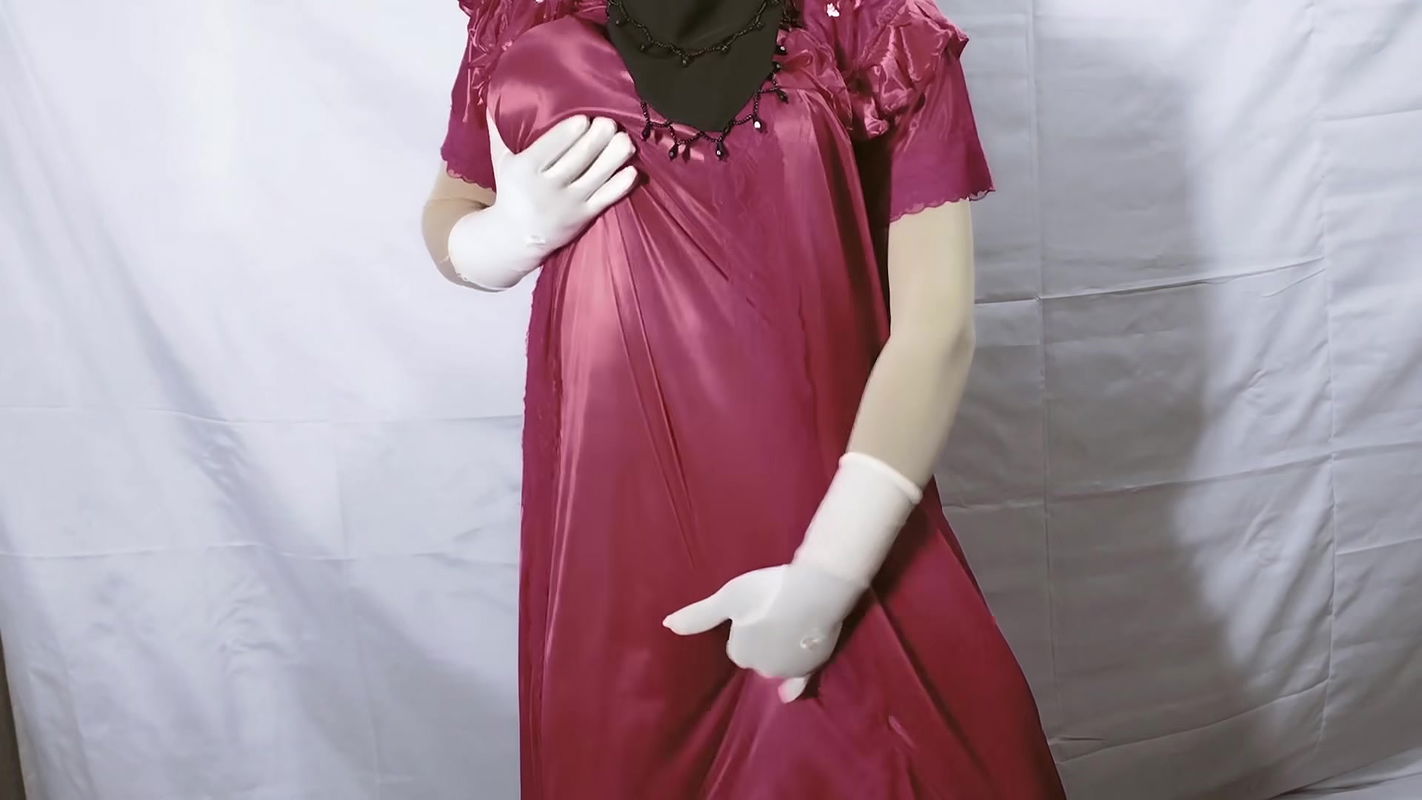 Beautiful woman spends the night with office boss