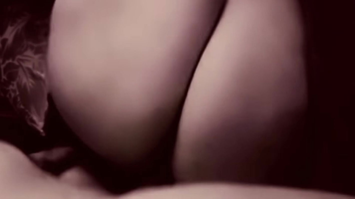 Big ass beautiful mature hot sexy kolkata boudi hard fuck with her hasband friend in hotel