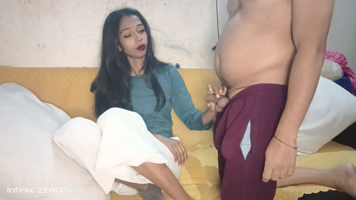 buddhe ko chadi jawani apne bete ki bahu ko goli khake pela