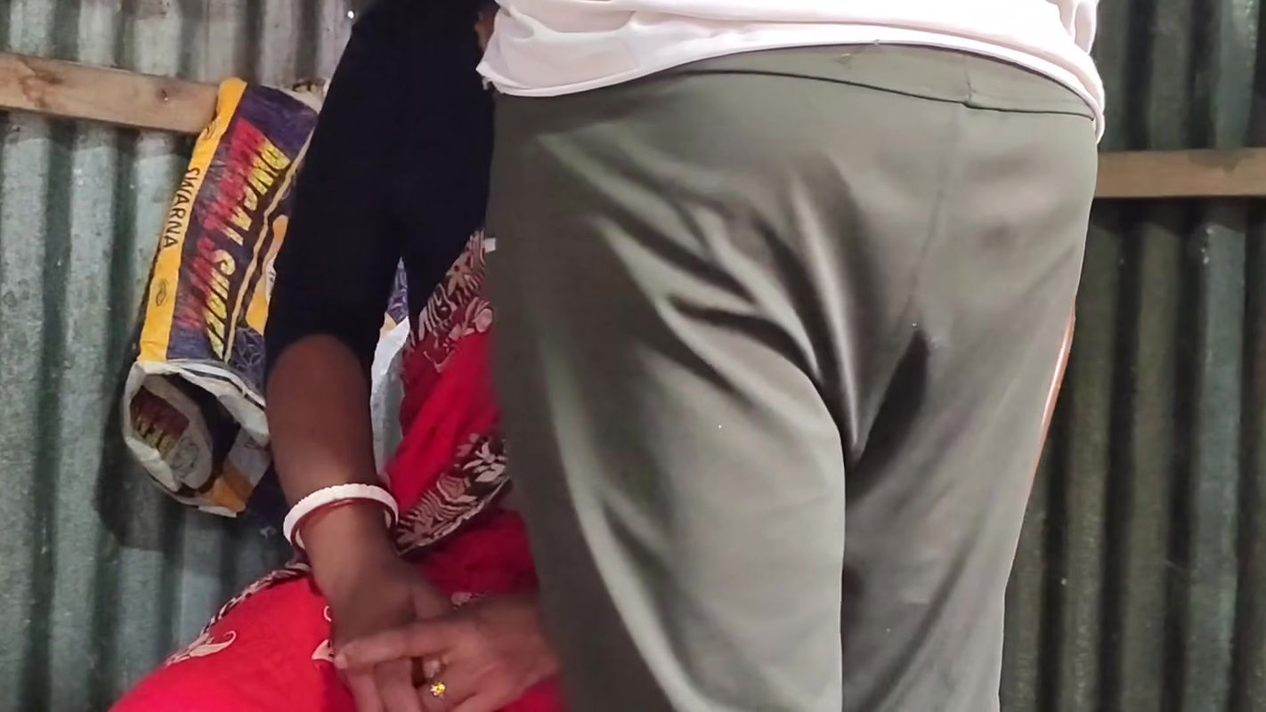 Desi bhabhi and step brother desi kitchen sex