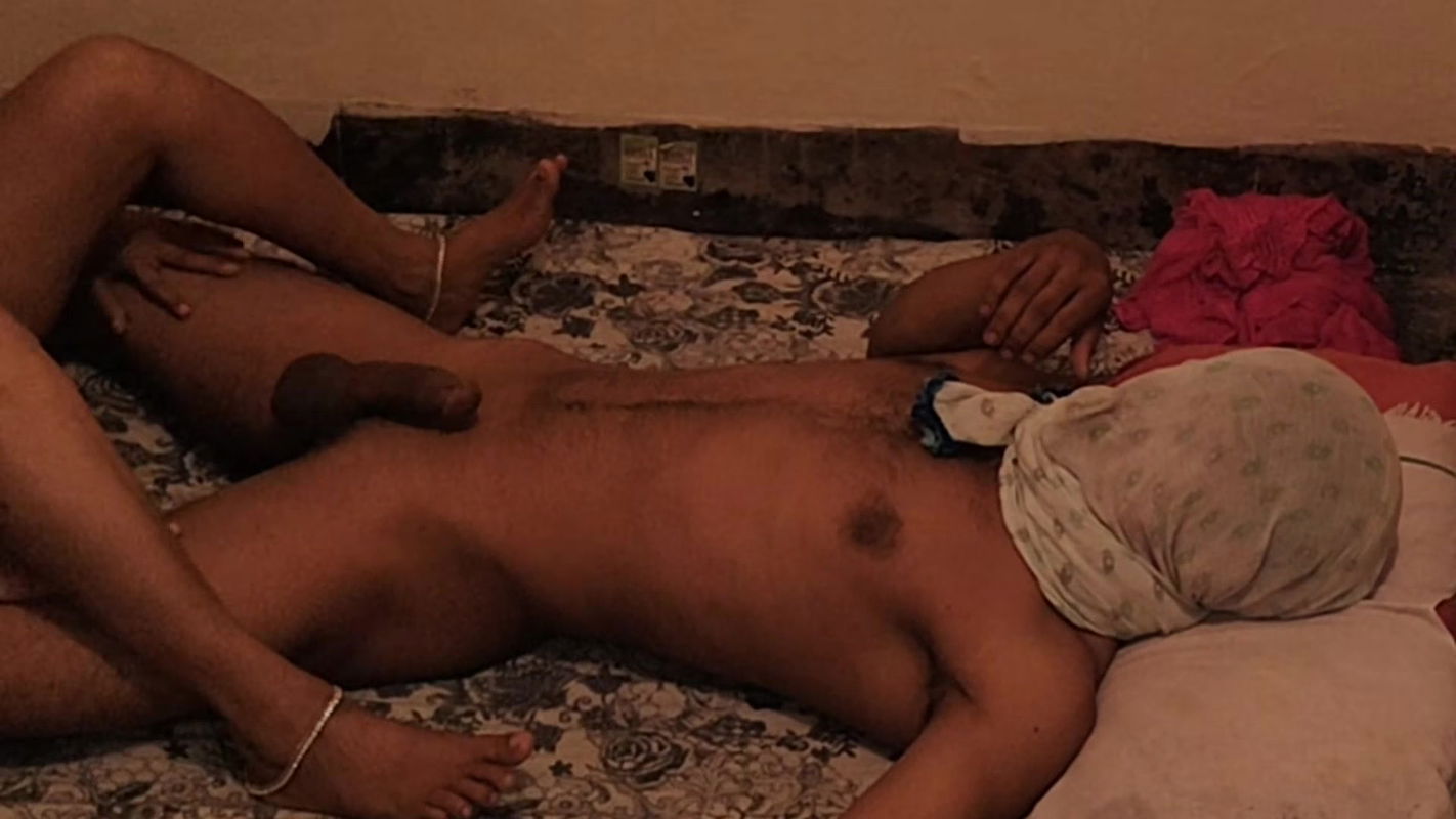 Desi Housewife Bhabi Fucked With Her Devar