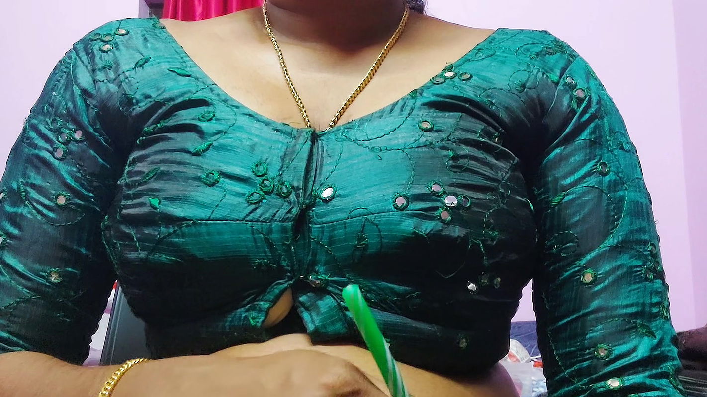 Desi Indian Step Brother and Stepsister Hot Sex in Night Hindi Sex Story