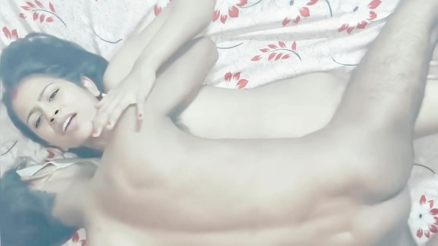 Desi Indian Stepmother Fuck with Stepson’s Friend in Hotel