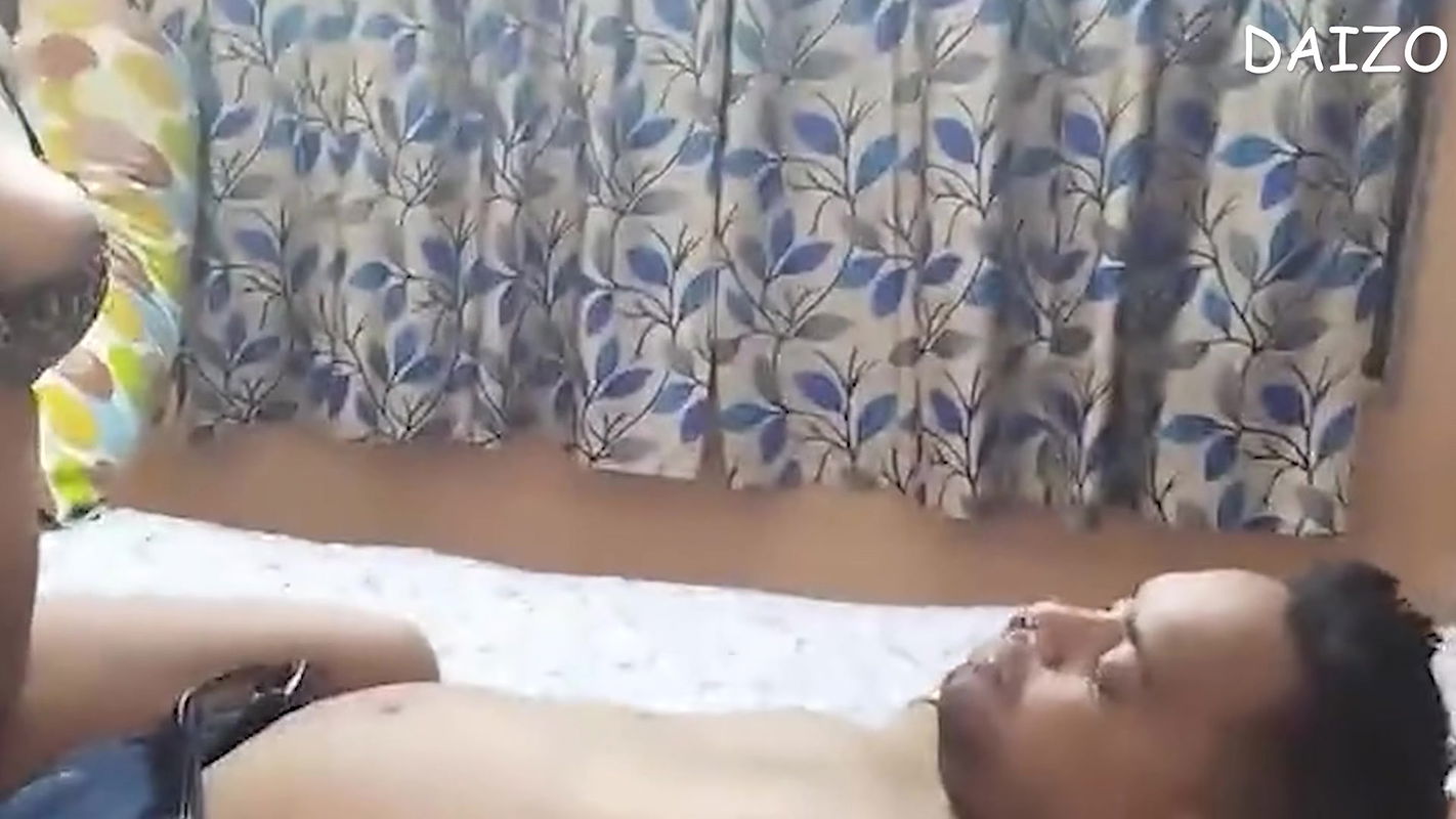 Desi Married Bhabi Cheated Her Husband and Fucked by Her Ex Boyfriend