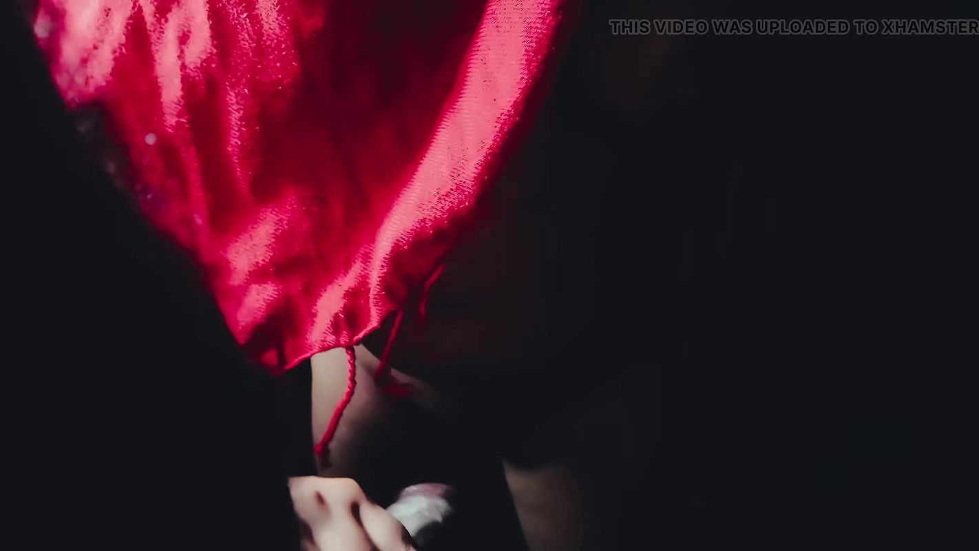 Desi Muslim Girl Friend and Boyfriend having Sex at Dark Building