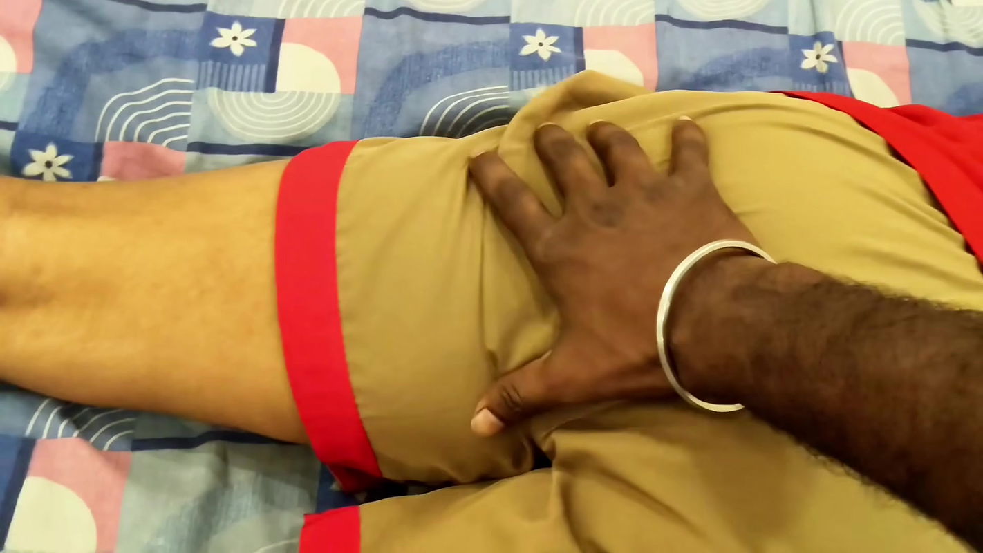 Horny Bengali Bhabhi Fucks her Devar in Delhi to get her Raise to maintain her Sexy Figure