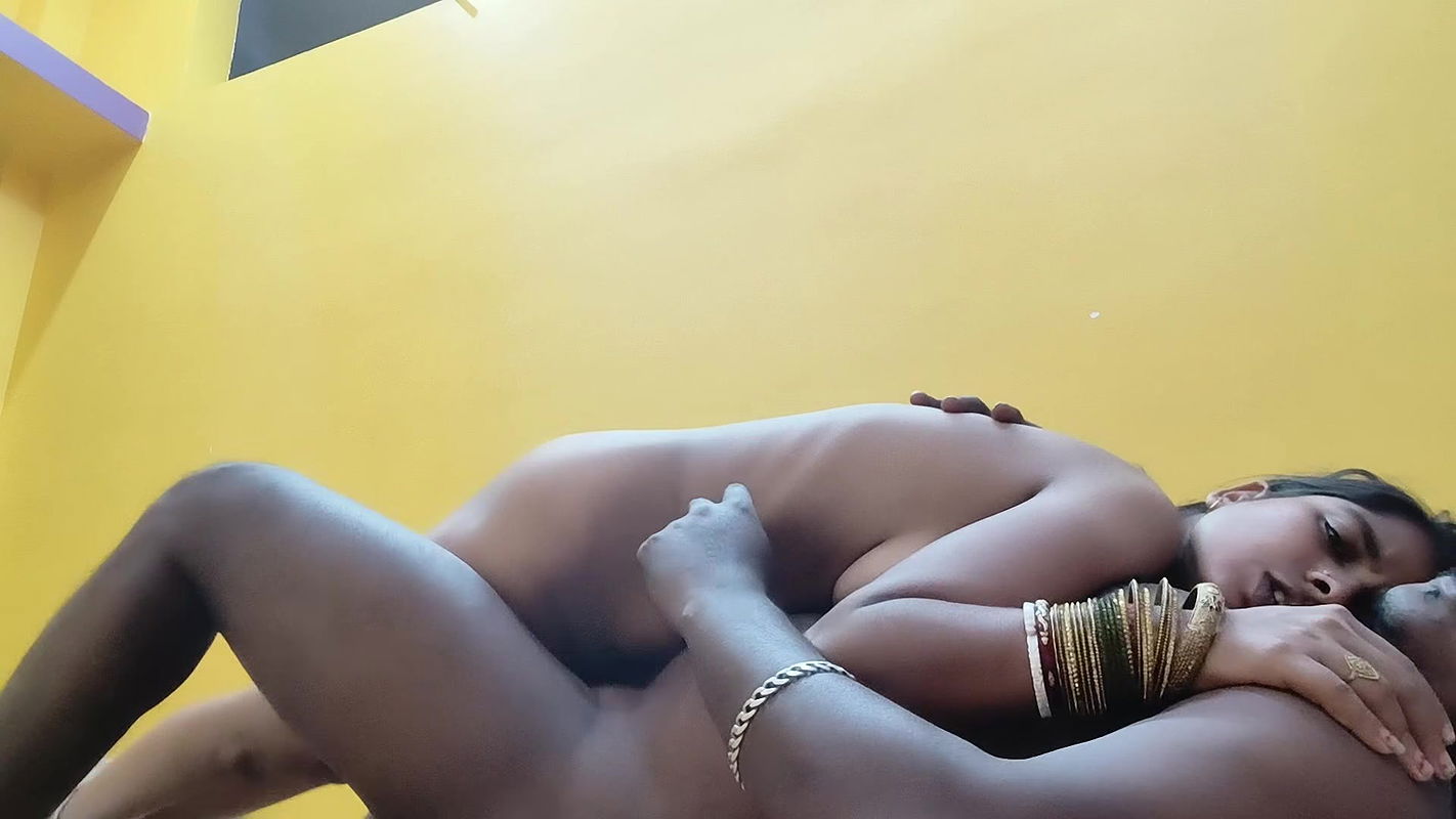 I fucking my best college time girlfriend Full mosti in Indian couples
