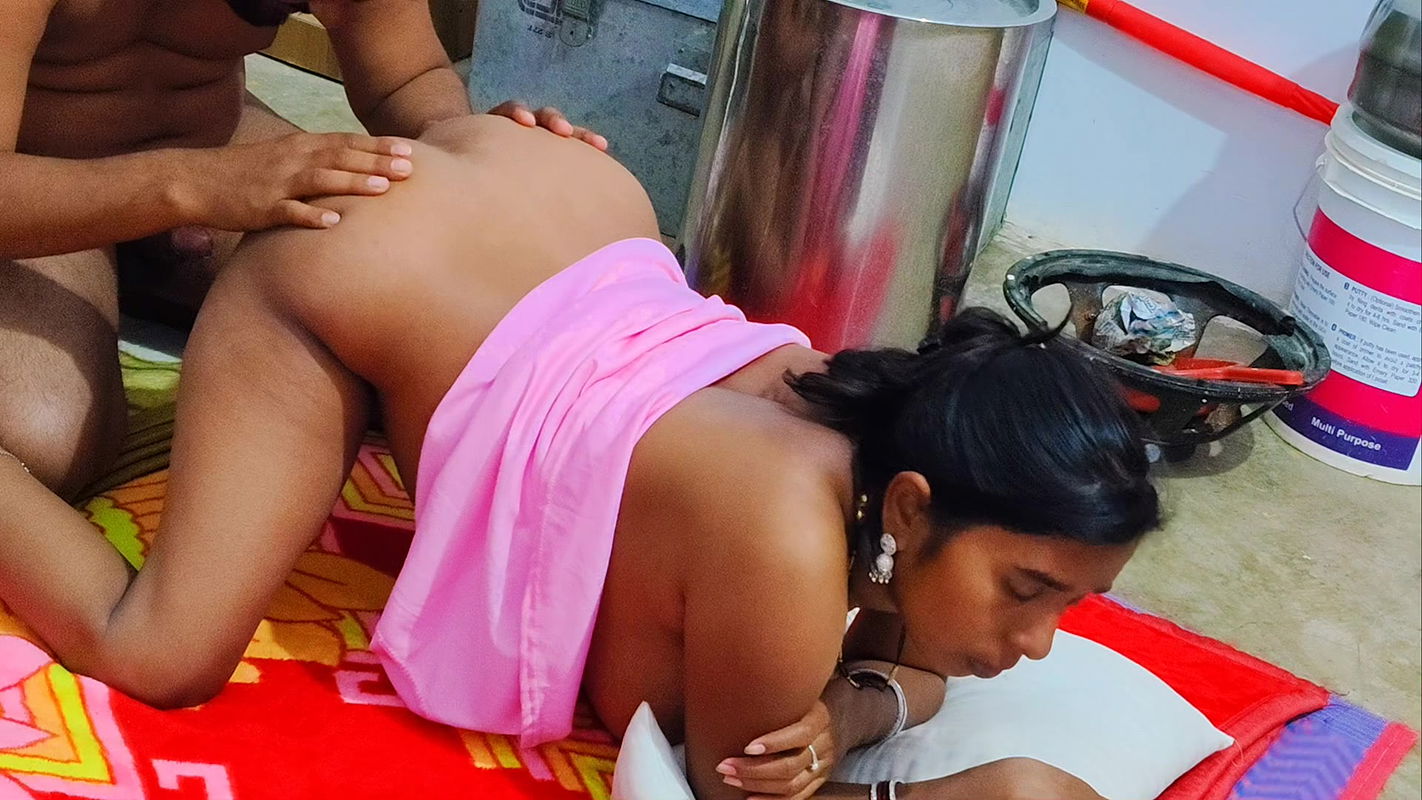 Indian sex – Village rickshaw puller’s wife and sister-in-law’s boyfriend sexy movies