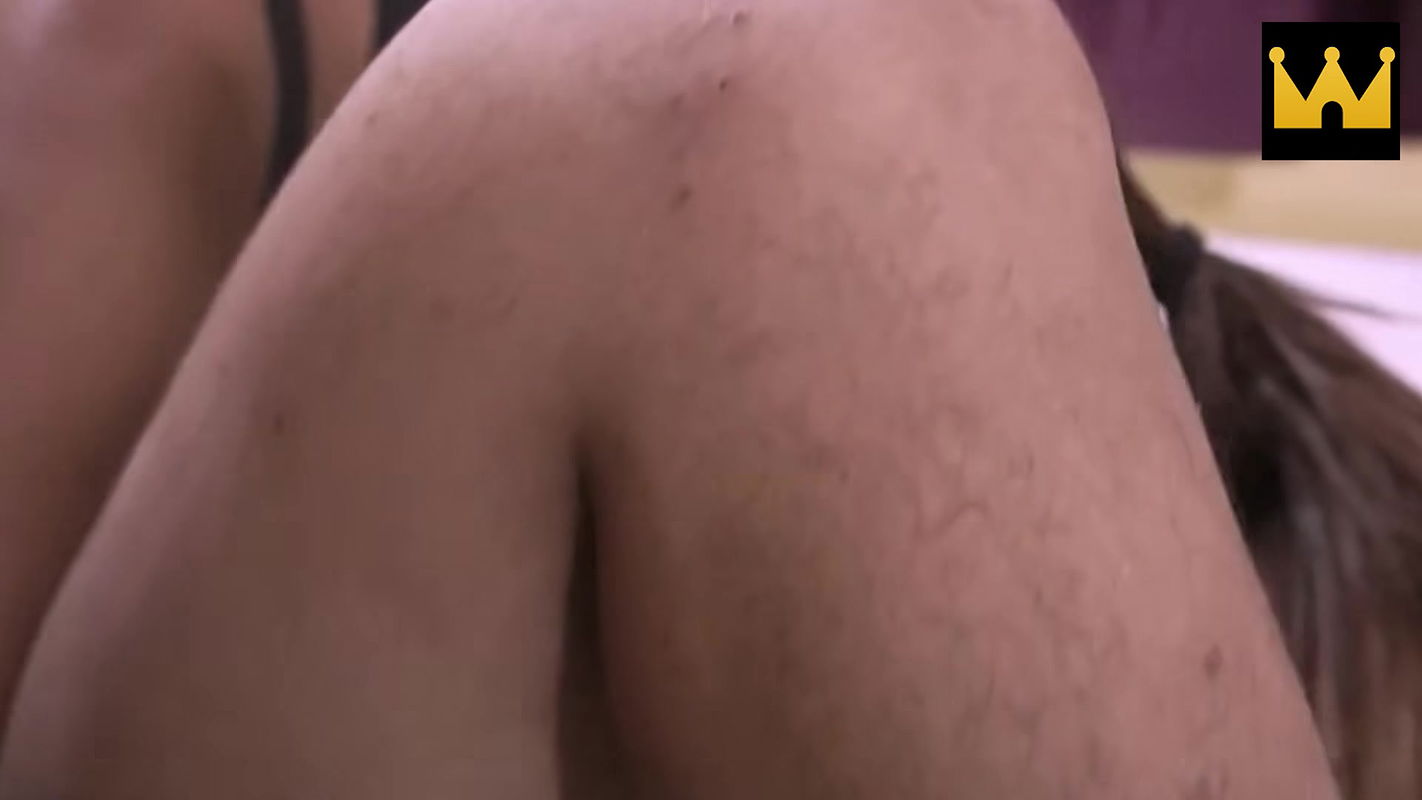 Masseur Fucked the Client During the Session