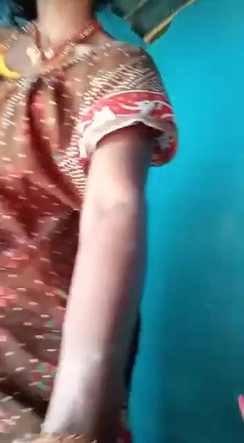 Desi Bhabhi Shows her Ass and Pussy