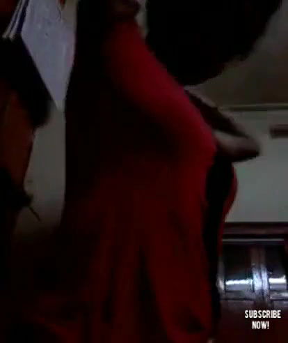 Desi village bhabi open her dress