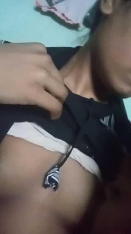 Bd Girl Boob Pressed By Lover