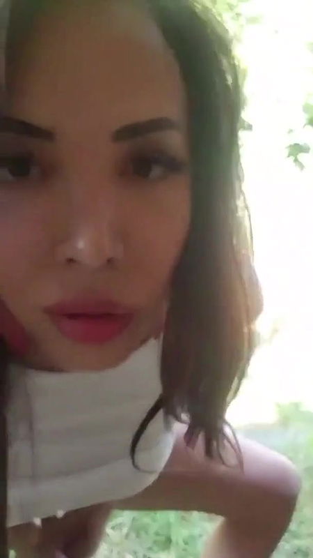 Sexy Trans Girl Public Cumshot