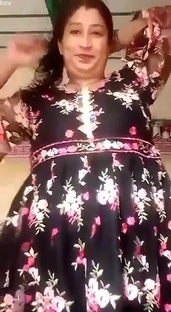Milf Mom Showing