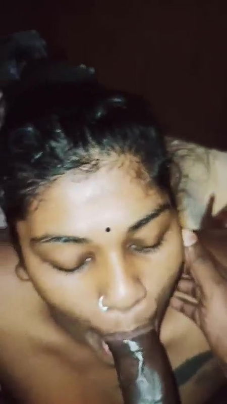 Sexy Lankan Girl Blowjob