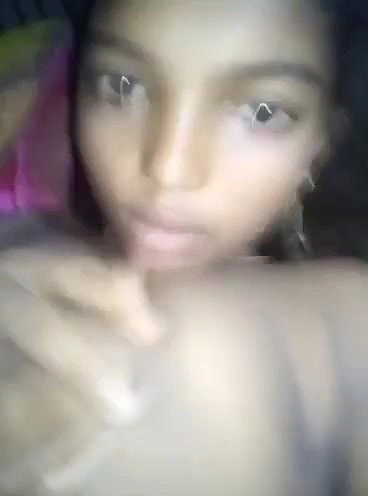 Bangladeshi SuperHorny Village Girl Masturbating