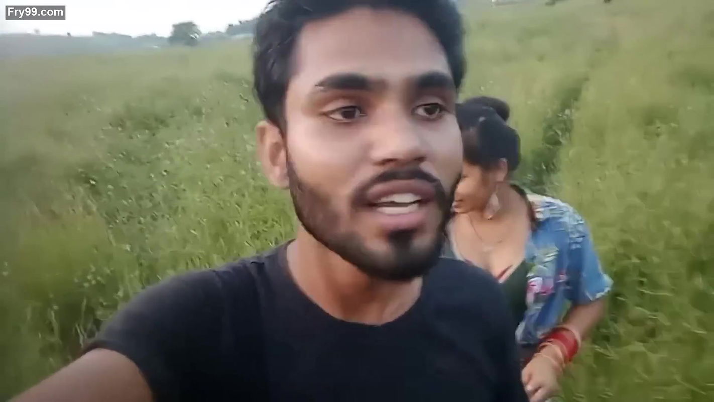 Hot couples Lipkiss Boob press my first vlog Aj babu ki baby gye