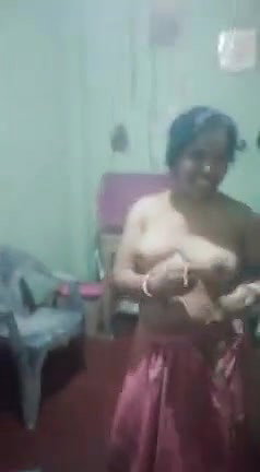 Boudi Fun Opps Moment