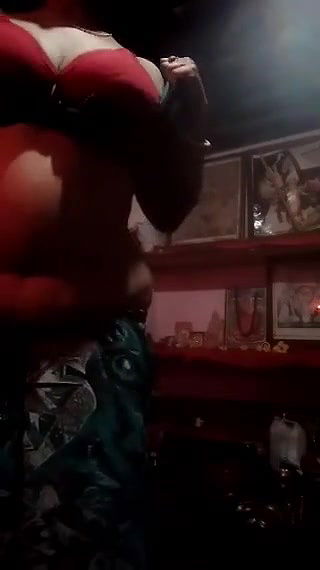 Unsatisfied Bengali Boudi Showing