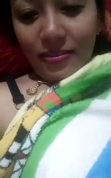 Desi village bhabi sexy boobs