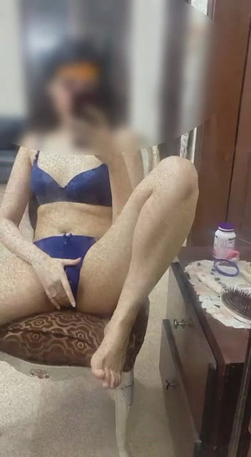 Hot figure bhabhi rubbing and showing pussy 2 snaps 22