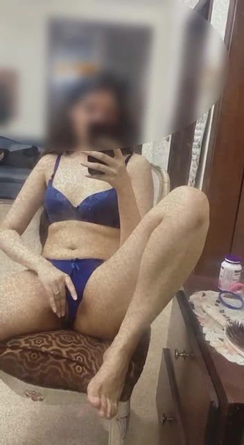 Hot figure bhabhi rubbing and showing pussy 2 snaps 22