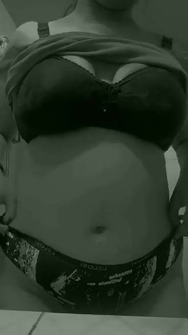 Neighbor mature aunty pussy fingering by college guy[Includes multiple clips] 26