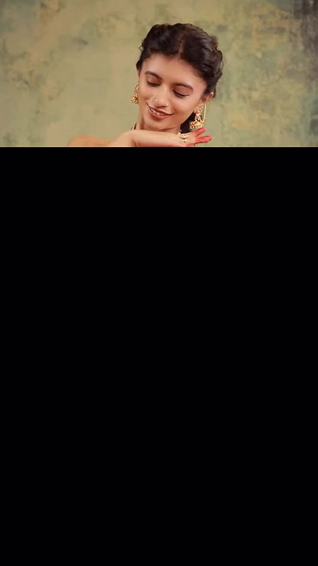 Actress Harija sexy blouse boob armpit show seducing hot 22