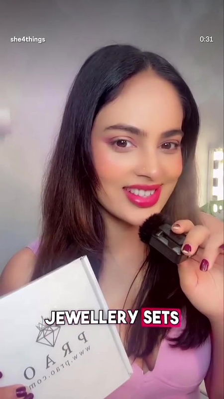 Actress Nandita Swetha sexy armpits milky white boobs closeup how 22