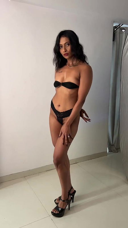 Akshata More TEMPTING WILD DIVA LINGERIE SHOOT for Manish Shinde 22