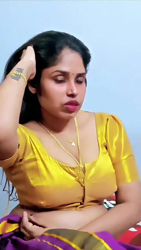 Beautiful mallu girl blouse boob show hot 22