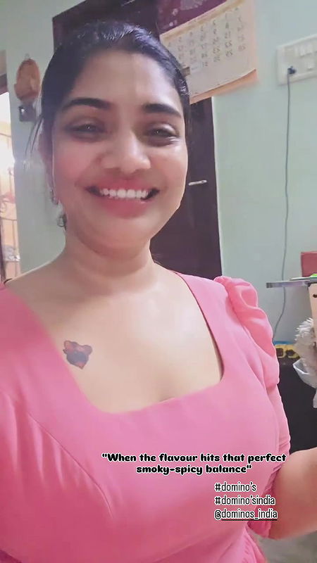 Serial Actress Kiruthika closeup face boobs video 22