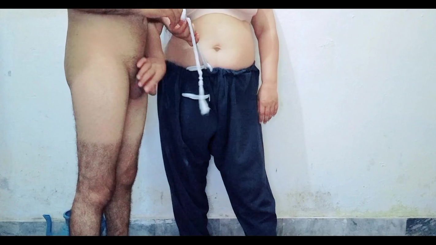 Brother in- law and small step-sister hand job xxxx and anal sex xxxx from multan