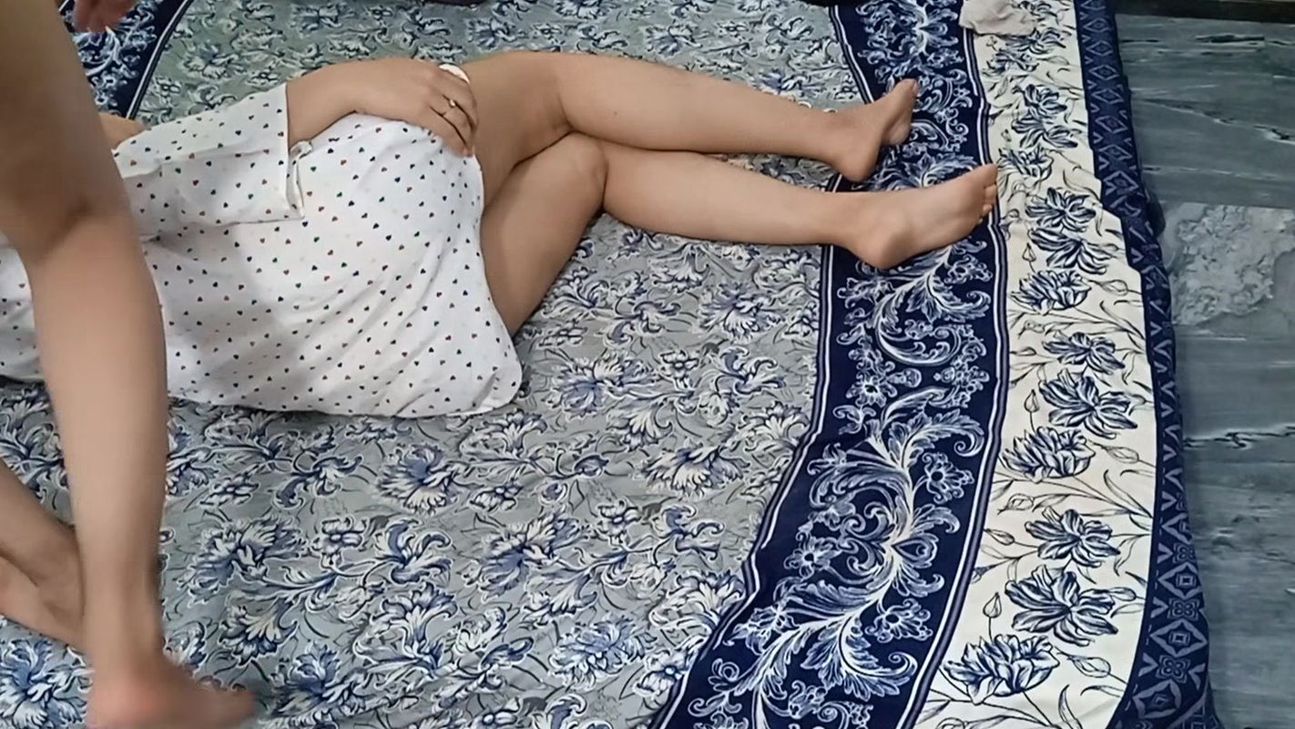 girlfriend to her house for the first time fucking on my bedroom