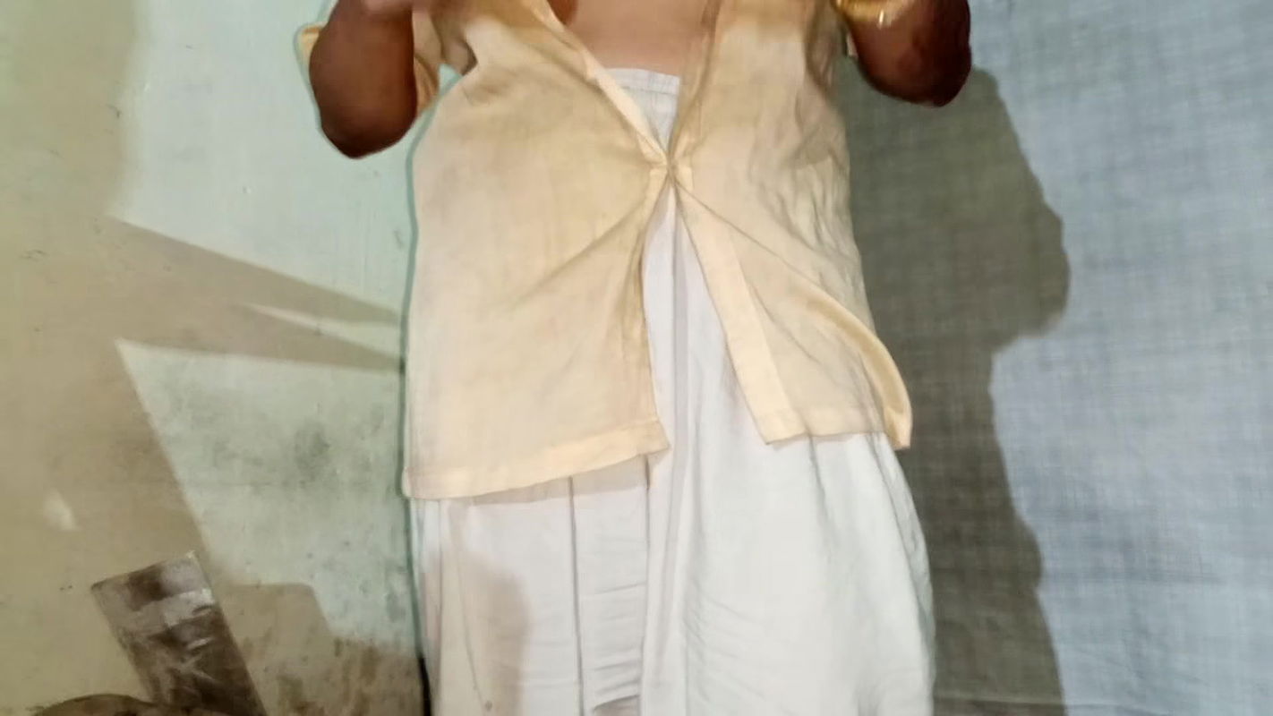 HIGHLIGHTS- A VIEW OF A WET BROWN PUSSY AND DESI BIG ASS WITH SWAYING BIG BOOBS