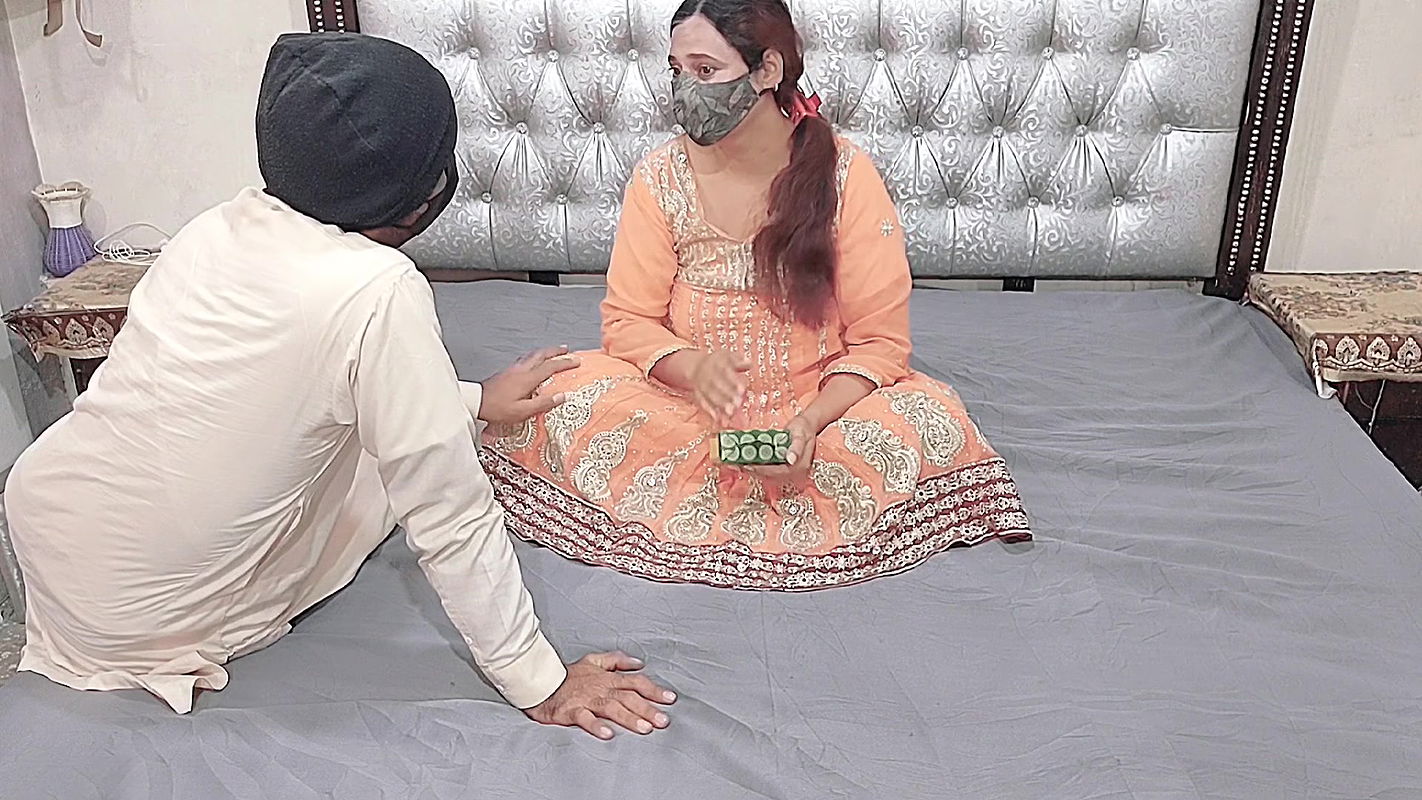 Indian Desi Bhabhi ko Ladu khela k Chod diya Indian Desi Xxxxx Sex Hindi Audio