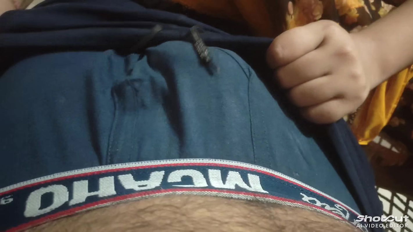 A video of sister-in-law sucking a cock went viral. When the sister-in-law of the desi village sucked the cock