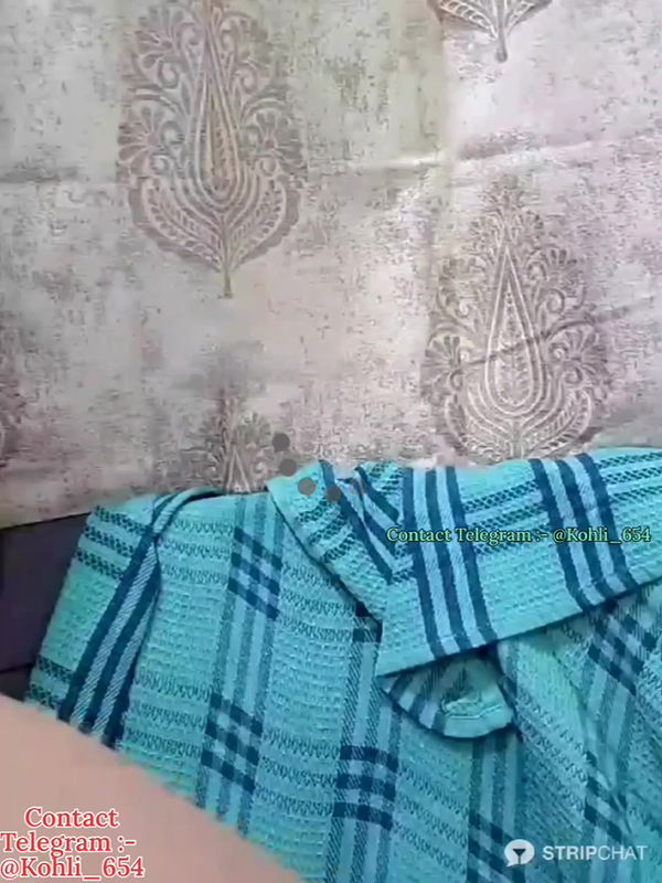 Maahhii_2-stripchat-ticket-show