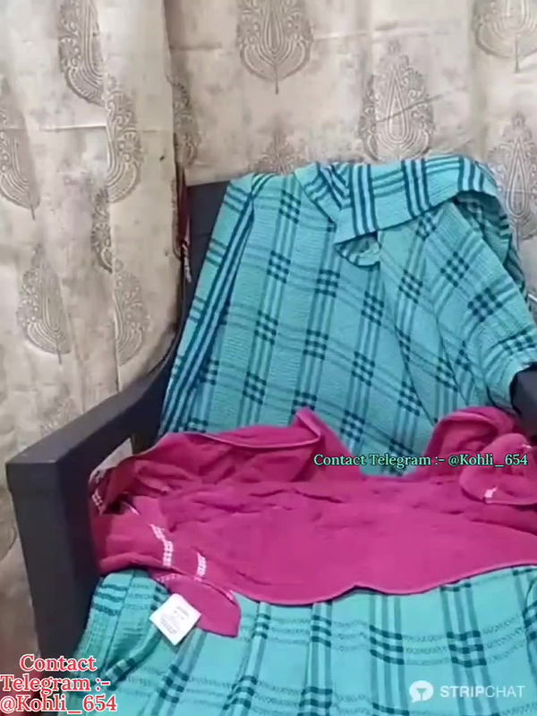 Maahhii_2-stripchat-ticket-show