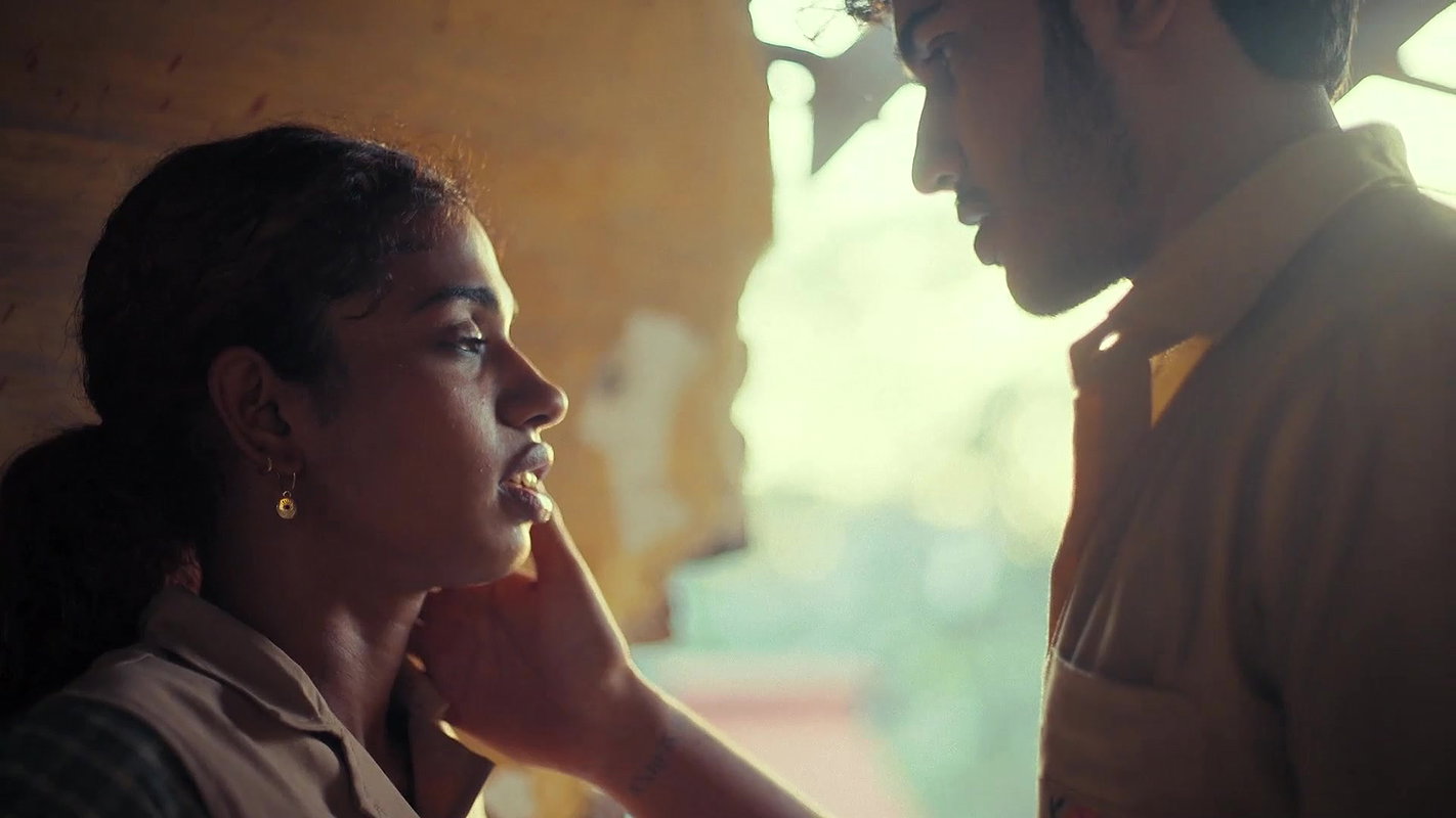 Unk Girl Deeplip Eaten Intimating Scene-Nadu Center S01 EP10-12 22