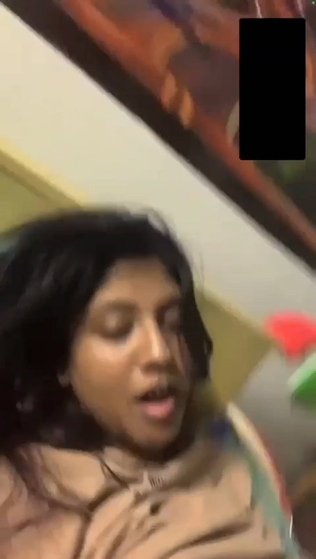 Desi cute girl fingering 22